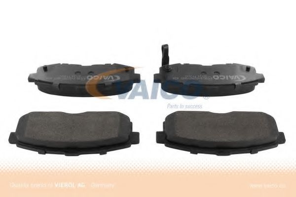 комплект спирачно феродо, дискови спирачки V32-0131