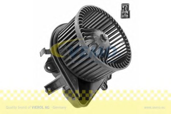 вентилатор вътрешно пространство; всмукващ вентилатор, въздух за купето V24-03-1351