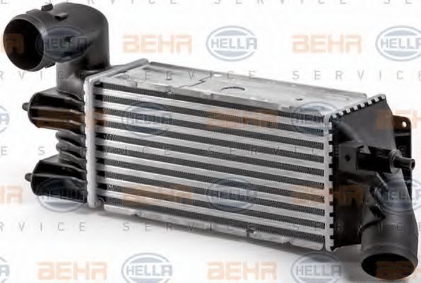 интеркулер (охладител за въздуха на турбината) 8ML 376 700-741