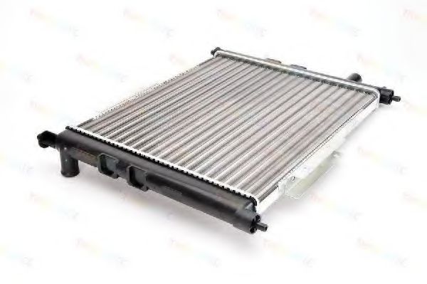 радиатор, охлаждане на двигателя D7K001TT