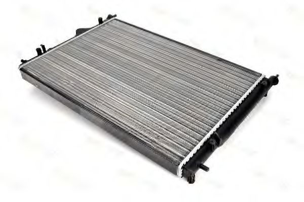 радиатор, охлаждане на двигателя D7R035TT