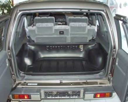 гумена вана за багажно/ товарно пространство