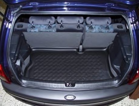 куфар-/багажно отделение